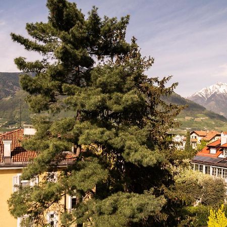 Hotel Villa Laurus Мерано Экстерьер фото