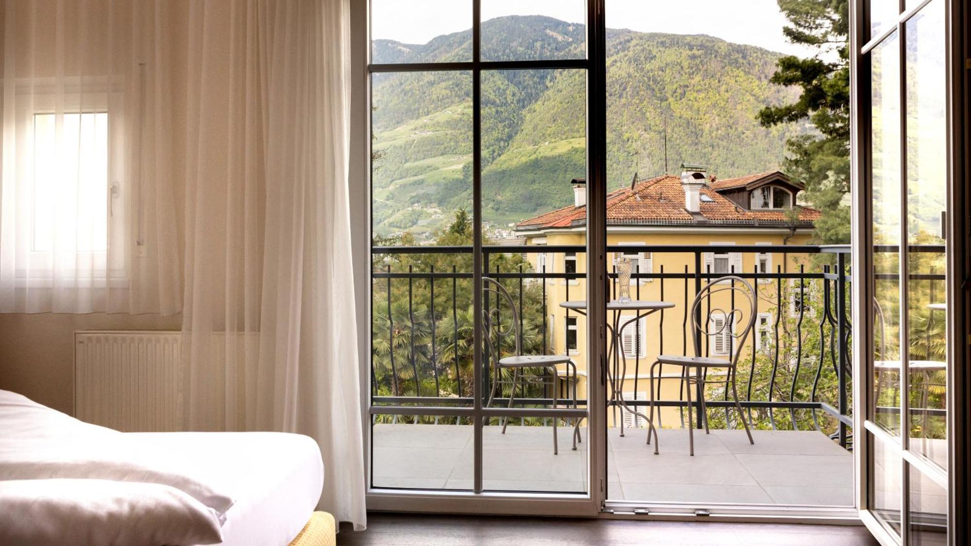 Hotel Villa Laurus Мерано Экстерьер фото