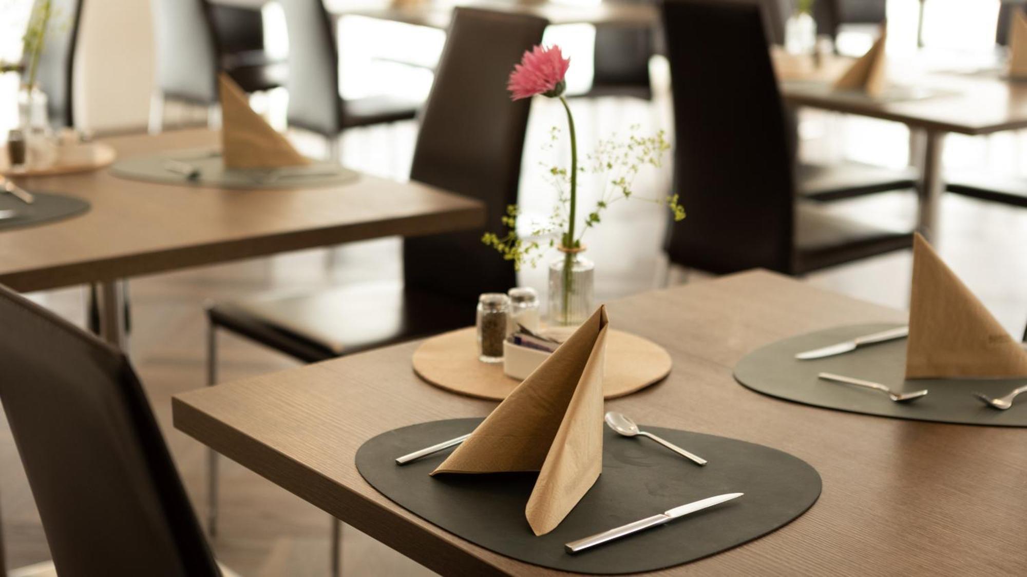 Hotel Villa Laurus Мерано Экстерьер фото